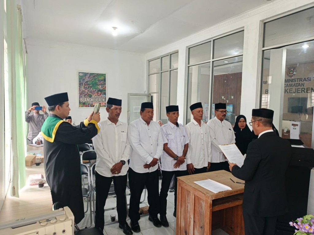 Pelantikan Urang Tue Kampung